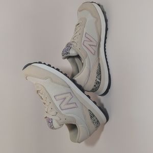 New Balance Women's 515 WL515PAA SIZE US 6.5 Moonbeam